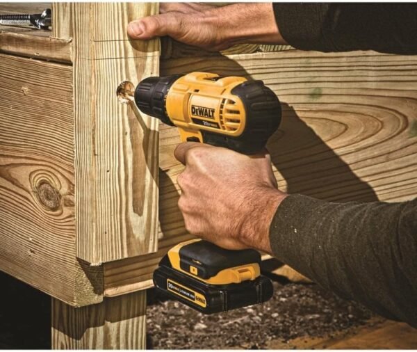 71T8QxCsOYL._AC_SL1000_ DEWALT 20V Max Compact Drill Driver Review Powerful Lightweight Tool Kit Insights